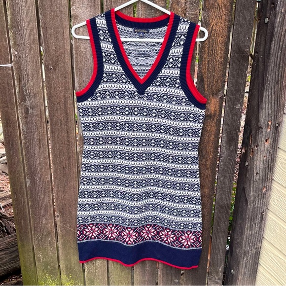 Brooks Brothers 100% Lambs Wool Fair Isle Sweater Vest Dress NWOT Sz S - Picture 1 of 12
